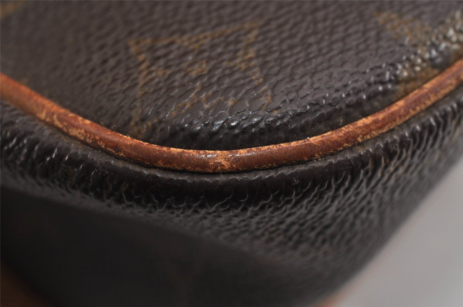 Authentic Louis Vuitton Monogram Sologne Shoulder Cross Body Bag M42250 LV 4204J