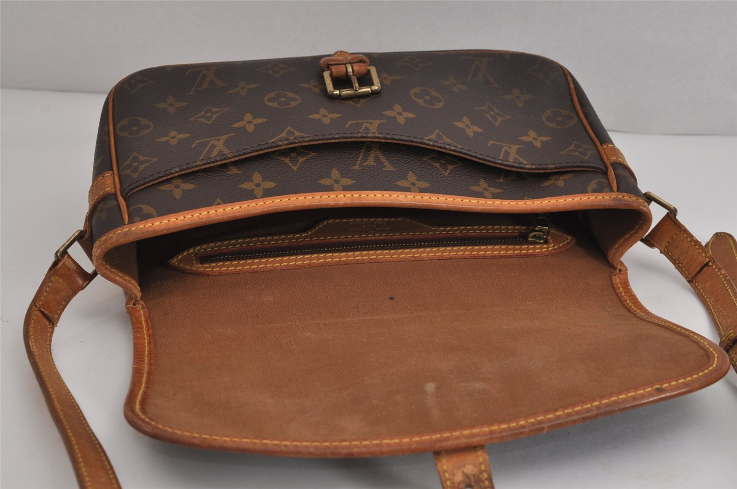 Authentic Louis Vuitton Monogram Sologne Shoulder Cross Body Bag M42250 LV 4204J