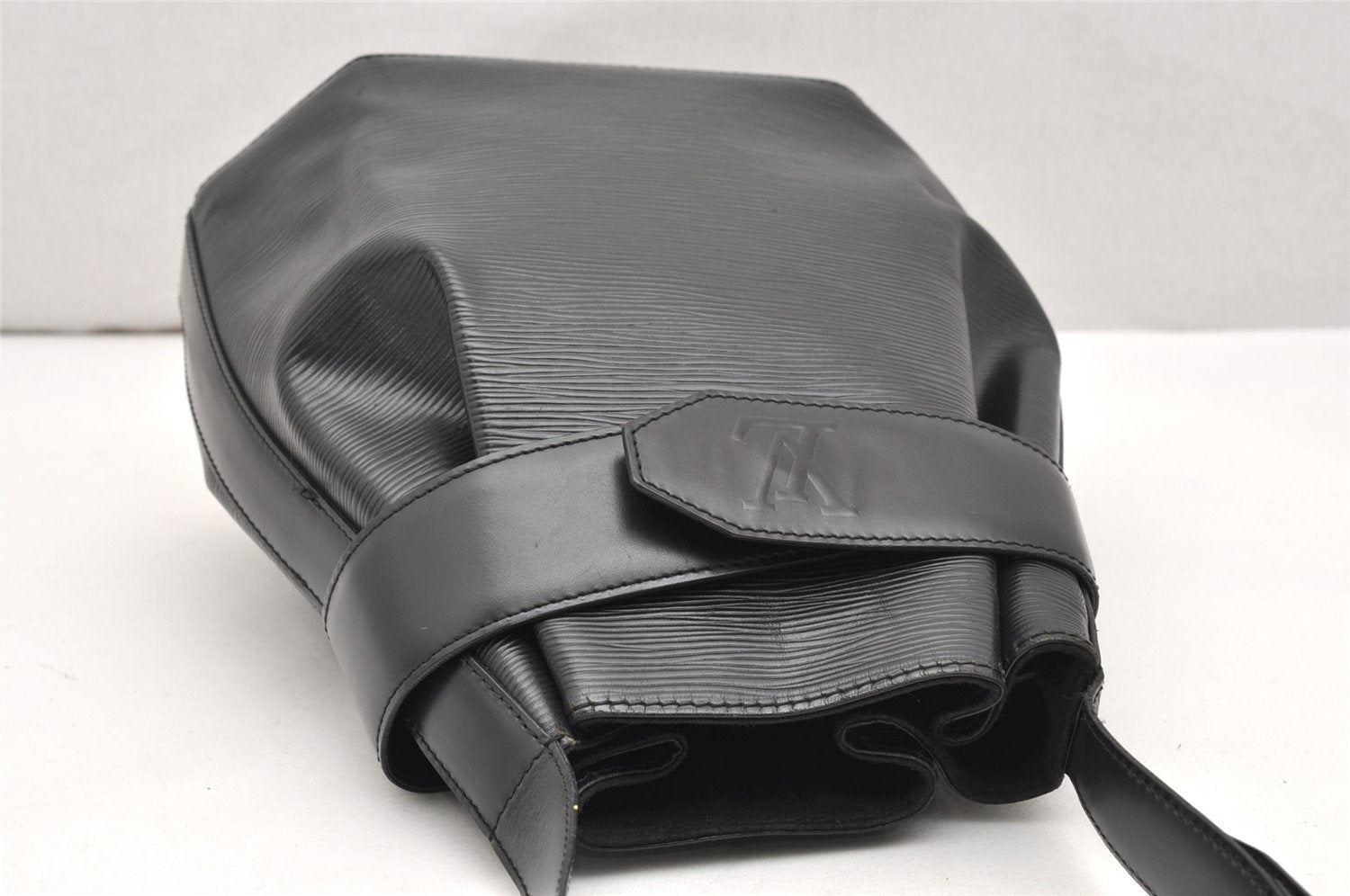 Auth Louis Vuitton Epi Sac De Paule PM Shoulder Cross Bag Black M80157 LV 4204K