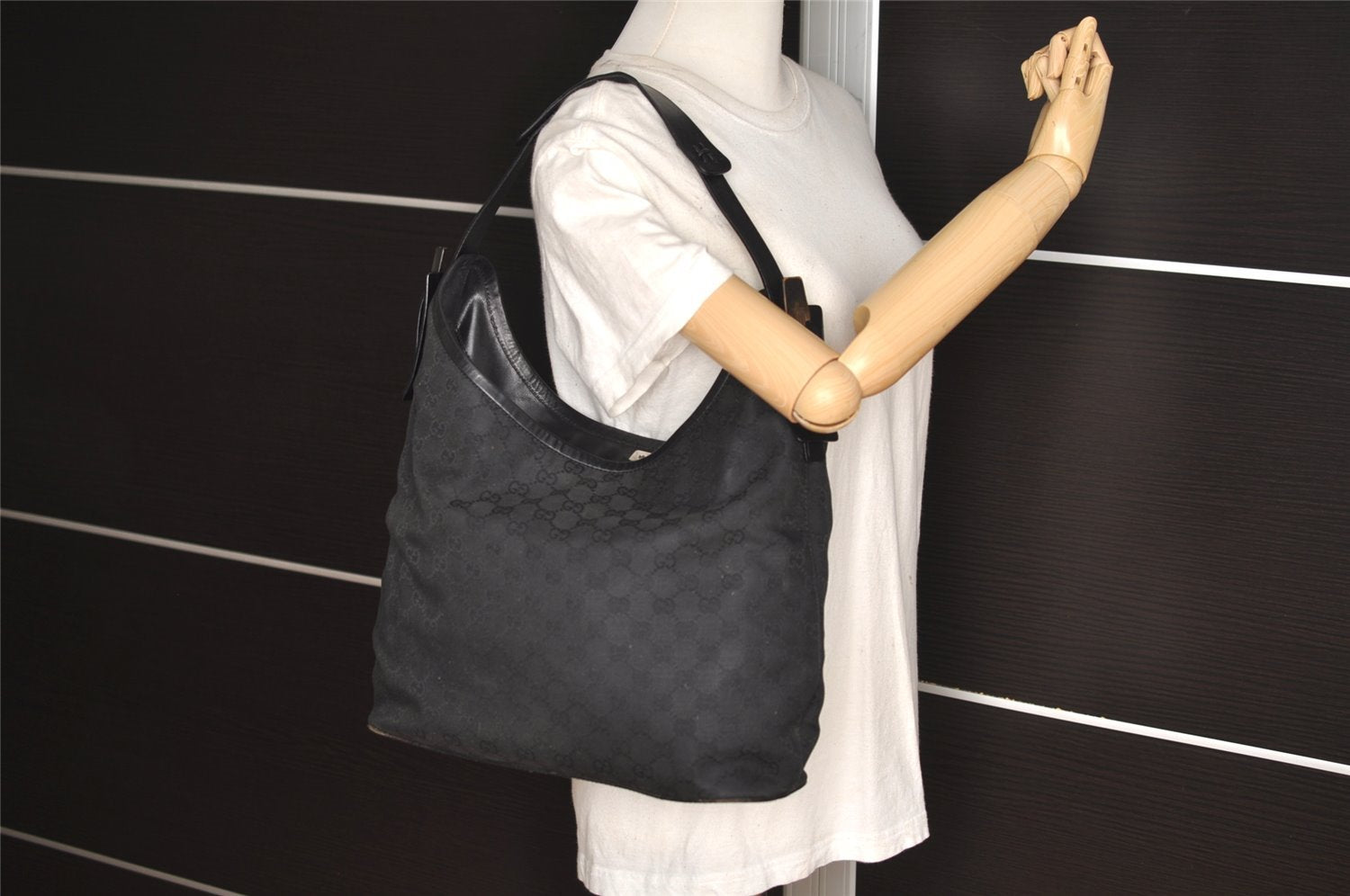 Authentic GUCCI Vintage Shoulder Tote Bag GG Canvas Leather 106242 Black 4205I