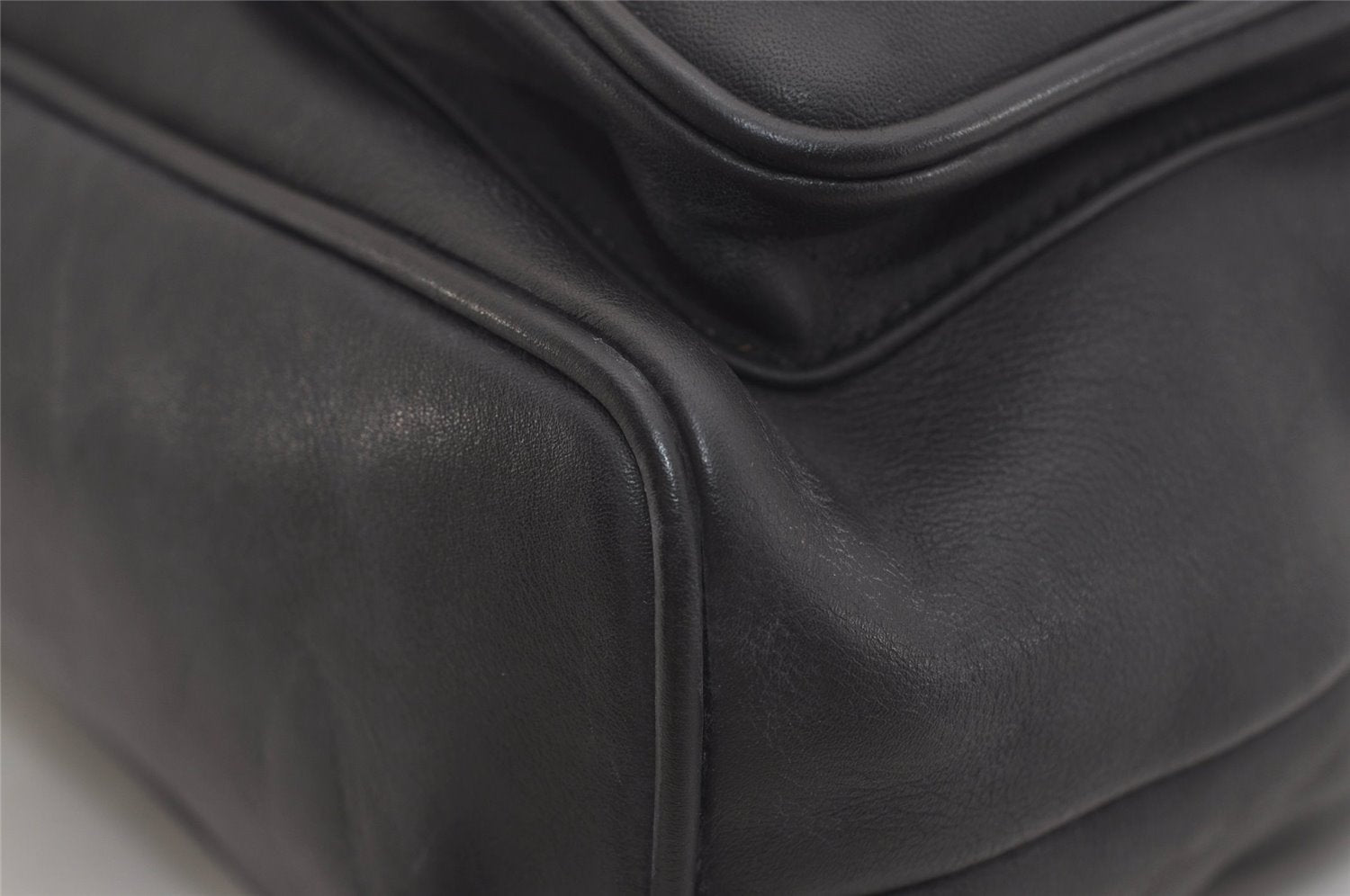 Authentic GUCCI Vintage Bamboo Drawstring Backpack Purse Leather Black 4207J