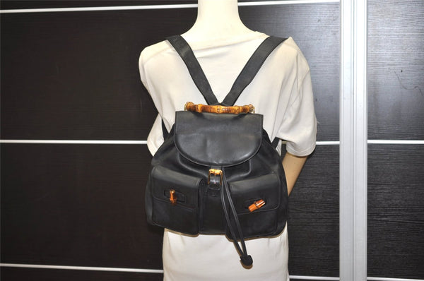 Authentic GUCCI Vintage Bamboo Drawstring Backpack Purse Leather Black 4207J