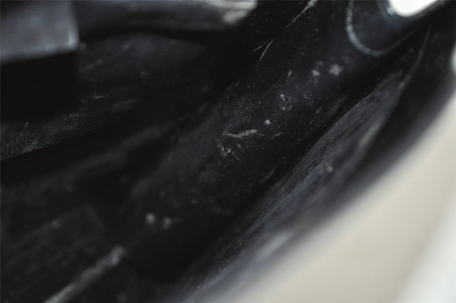 Authentic GUCCI Vintage Shoulder Hand Bag Purse Leather Black 4214J