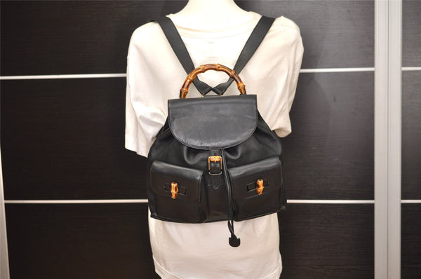 Authentic GUCCI Vintage Bamboo Drawstring Backpack Purse Leather Black 4216J