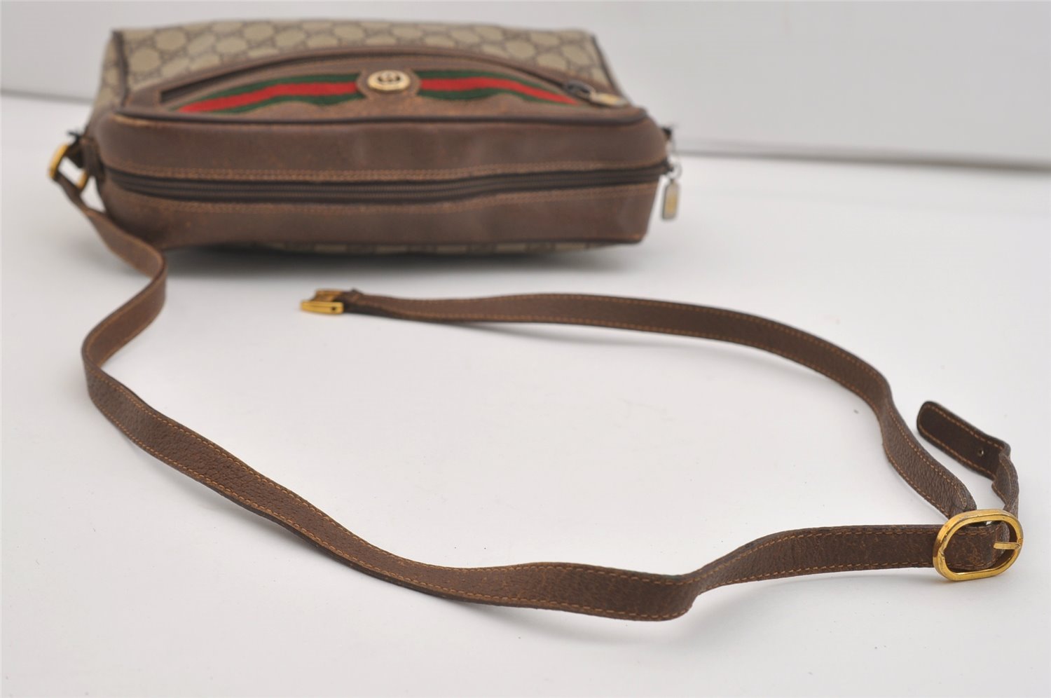 Authentic GUCCI Web Sherry Line Shoulder Bag GG PVC Leather Brown Junk 4220J