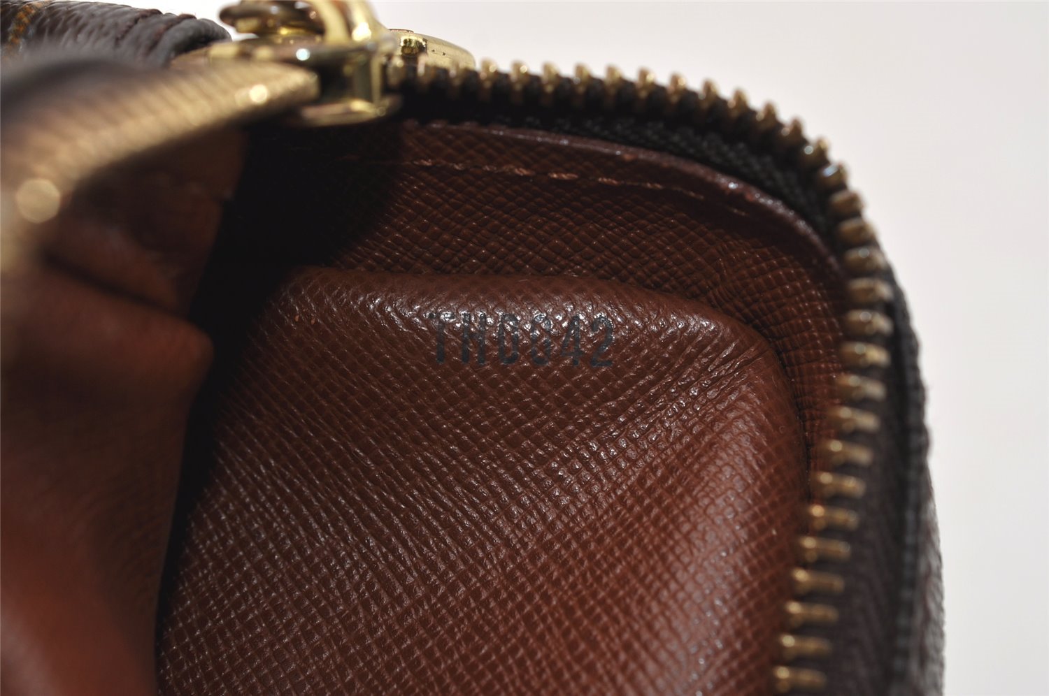 Authentic Louis Vuitton Monogram Amazone Shoulder Cross Body Bag M45236 LV 4221J