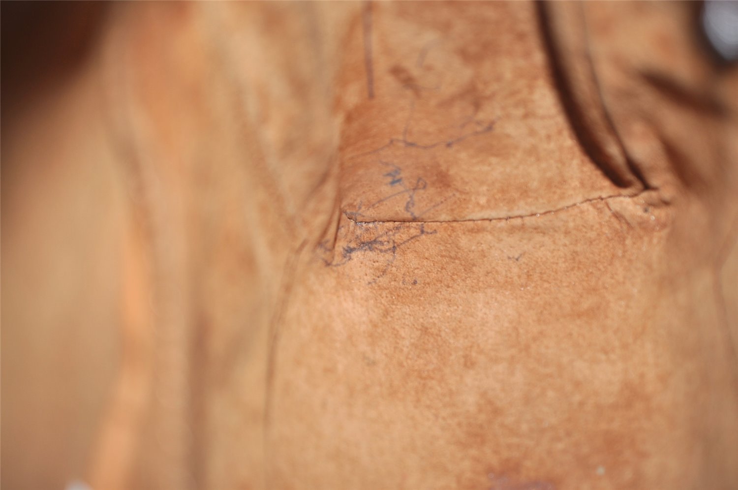 Authentic Louis Vuitton Monogram Tulleries PM Shoulder Cross Bag Old Model 4222J