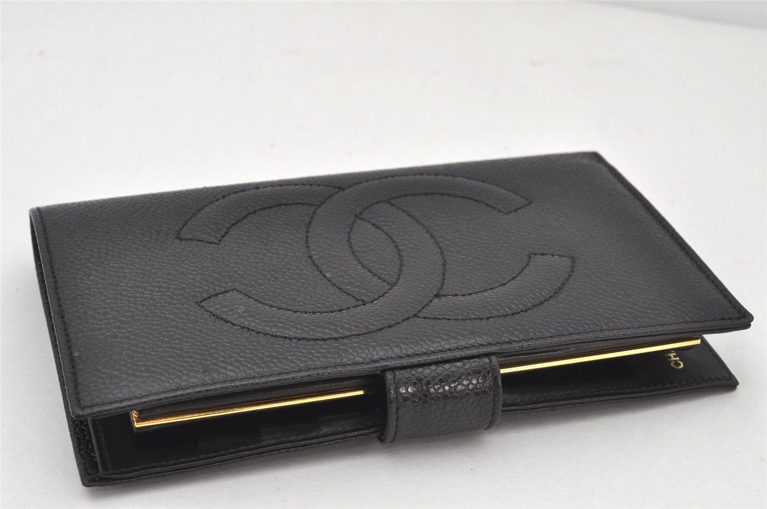 Authentic CHANEL Caviar Skin CC Logo Long Wallet Purse Black Box 4225K