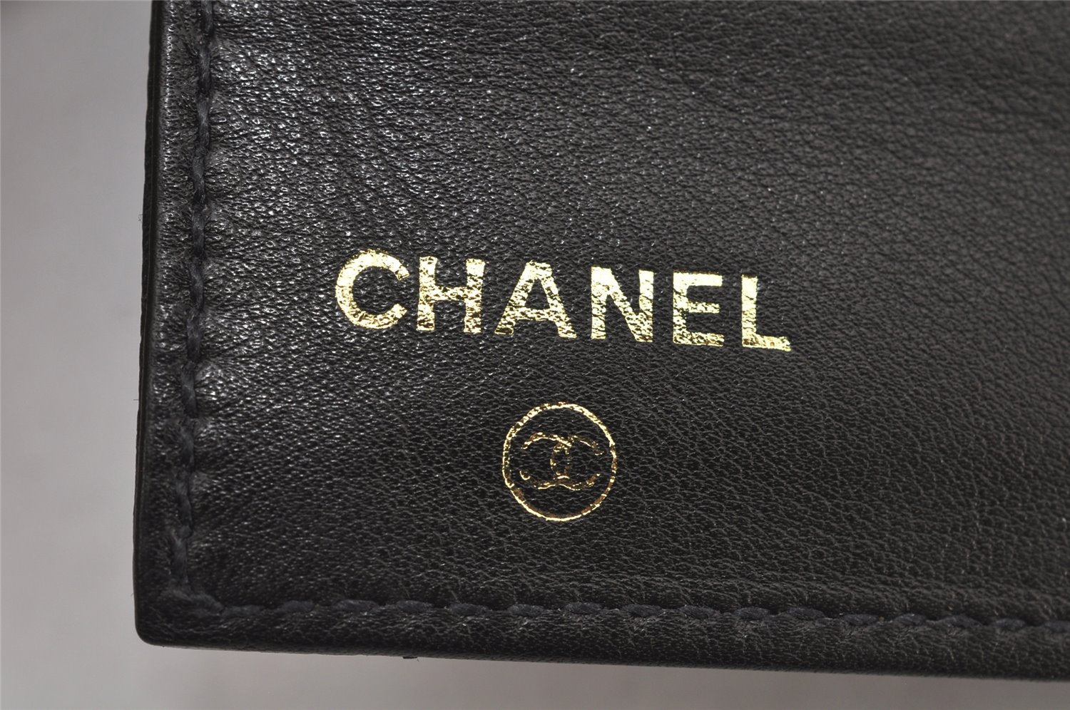 Authentic CHANEL Caviar Skin CC Logo Long Wallet Purse Black Box 4225K