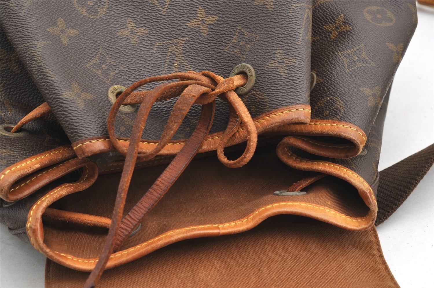 Authentic Louis Vuitton Monogram Montsouris GM Backpack M51135 LV 4226I