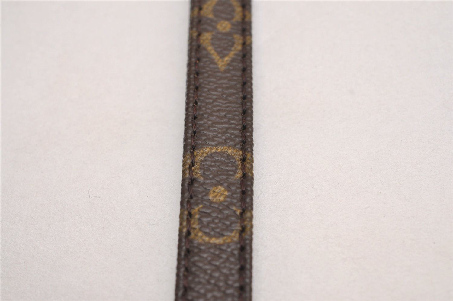 Authentic Louis Vuitton Monogram Shoulder Strap Old Model 50.8