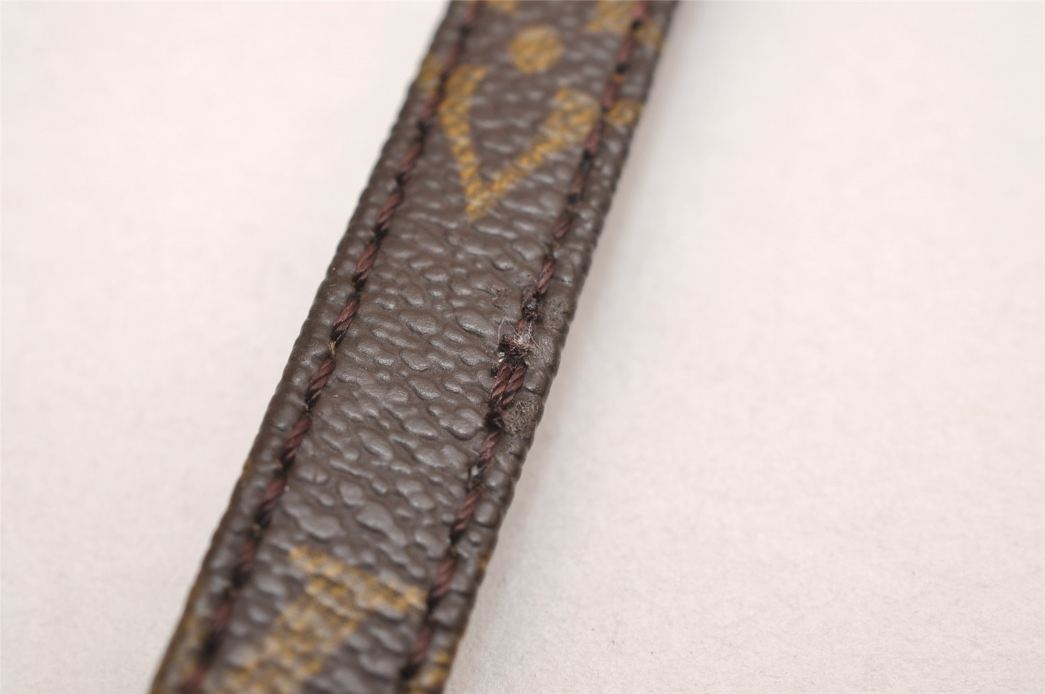 Authentic Louis Vuitton Monogram Shoulder Strap Old Model 50.8