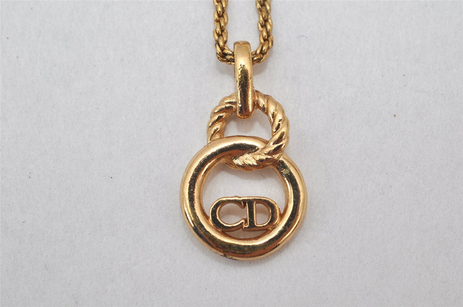 Authentic Christian Dior Gold Tone Chain Pendant Necklace CD 4234K