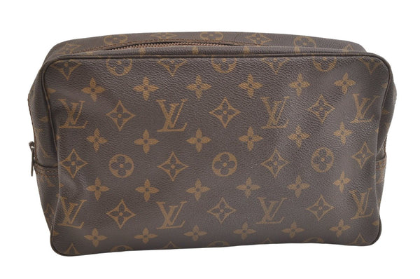 Auth Louis Vuitton Monogram Trousse Toilette 28 Clutch Hand Bag Old Model 4236K