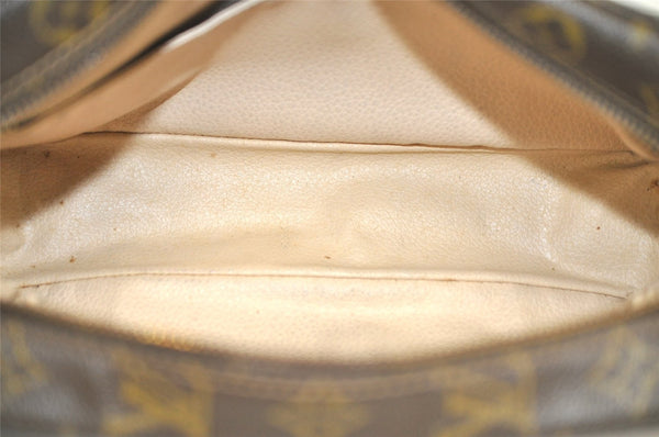 Auth Louis Vuitton Monogram Trousse Toilette 28 Clutch Hand Bag Old Model 4236K