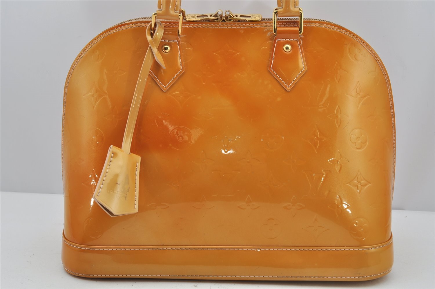 Authentic Louis Vuitton Vernis Alma PM Hand Bag Purse Yellow M91445 LV 4237J