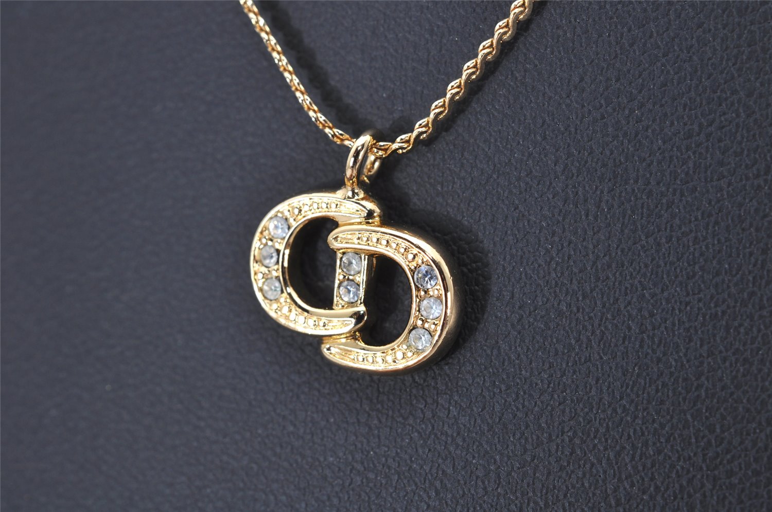 Authentic Christian Dior Gold Tone Rhinestone Chain Pendant Necklace CD 4237K