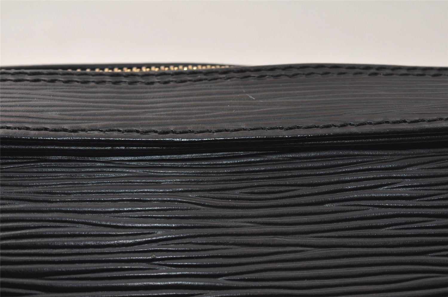 Authentic Louis Vuitton Epi Compiegne 28 Clutch Hand Bag Black SP Order LV 4238K