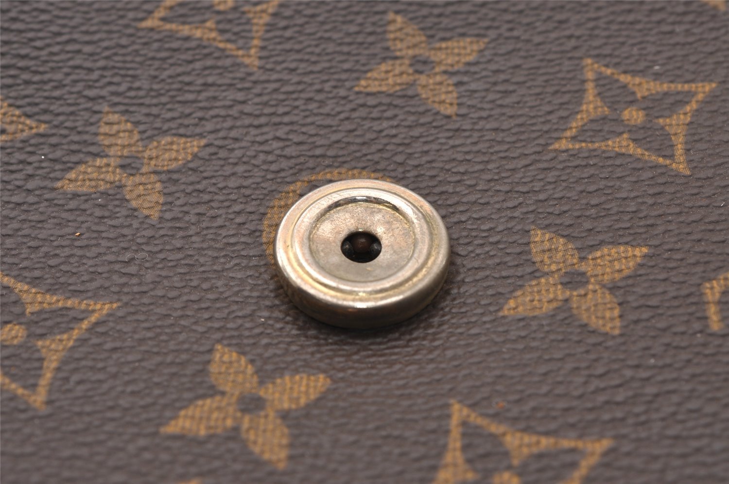 Authentic Louis Vuitton Monogram Saint Cloud MM M51243 Shoulder Cross Bag 4241I