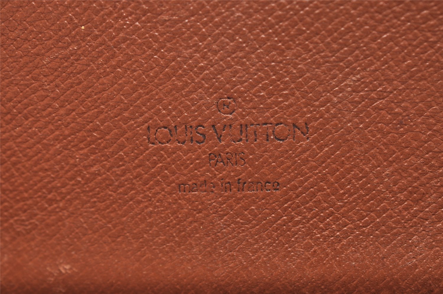 Authentic Louis Vuitton Monogram Saint Cloud MM M51243 Shoulder Cross Bag 4241I