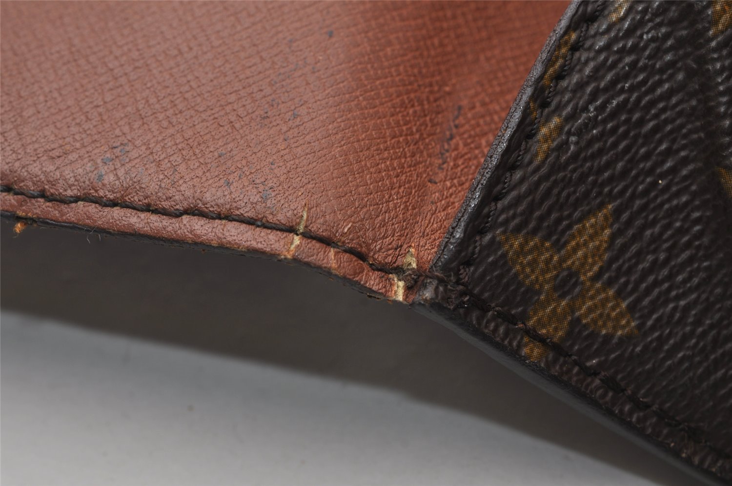 Authentic Louis Vuitton Monogram Saint Cloud GM M51242 Shoulder Bag Junk 4245I