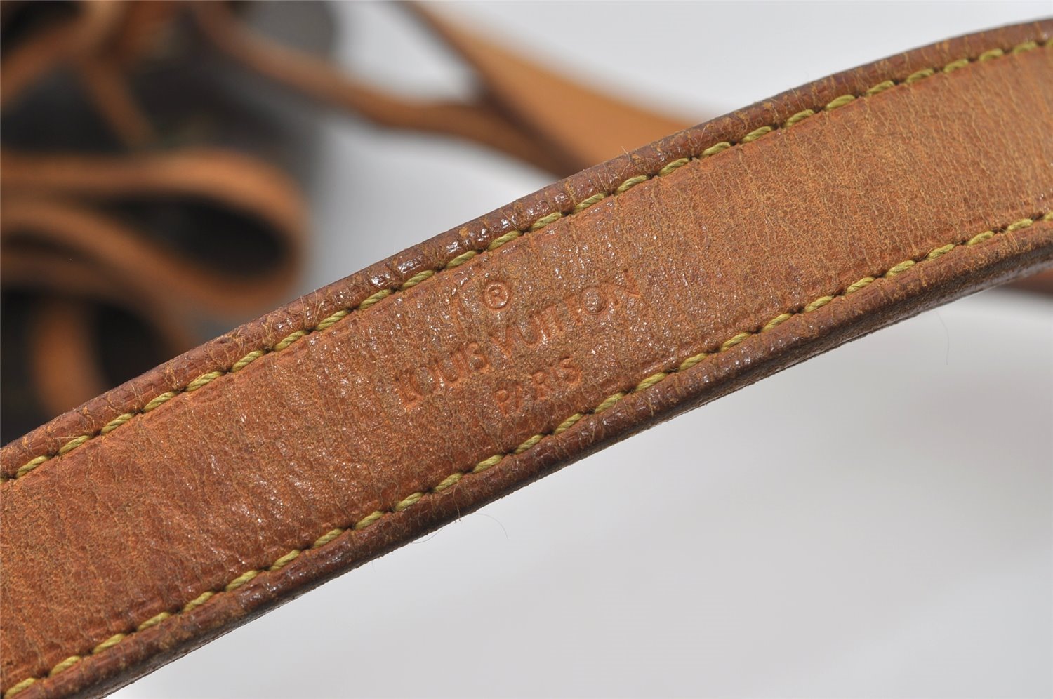 Authentic Louis Vuitton Monogram Noe Shoulder Drawstring Bag M42224 LV 4246J