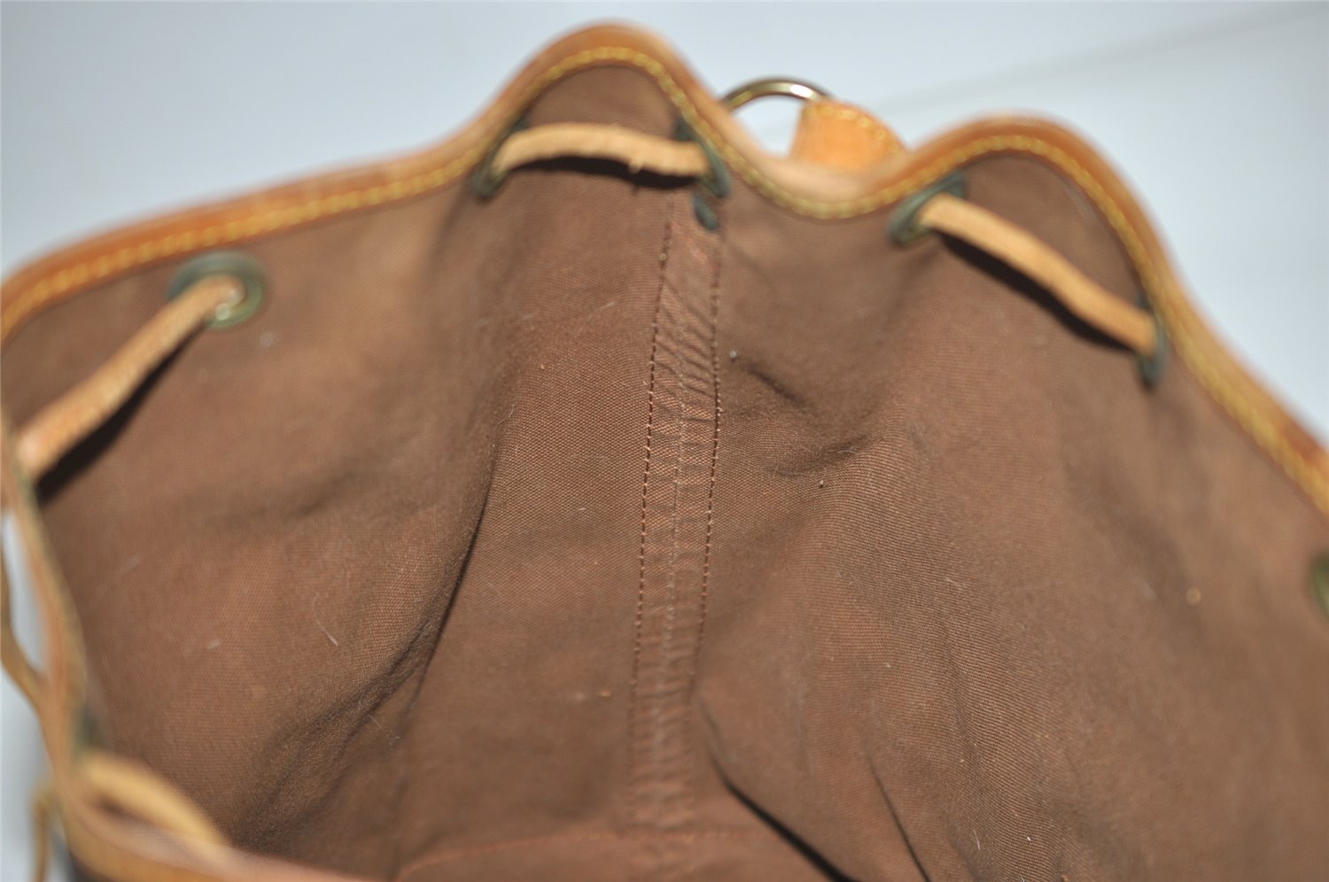 Authentic Louis Vuitton Monogram Noe Shoulder Drawstring Bag M42224 LV 4246J