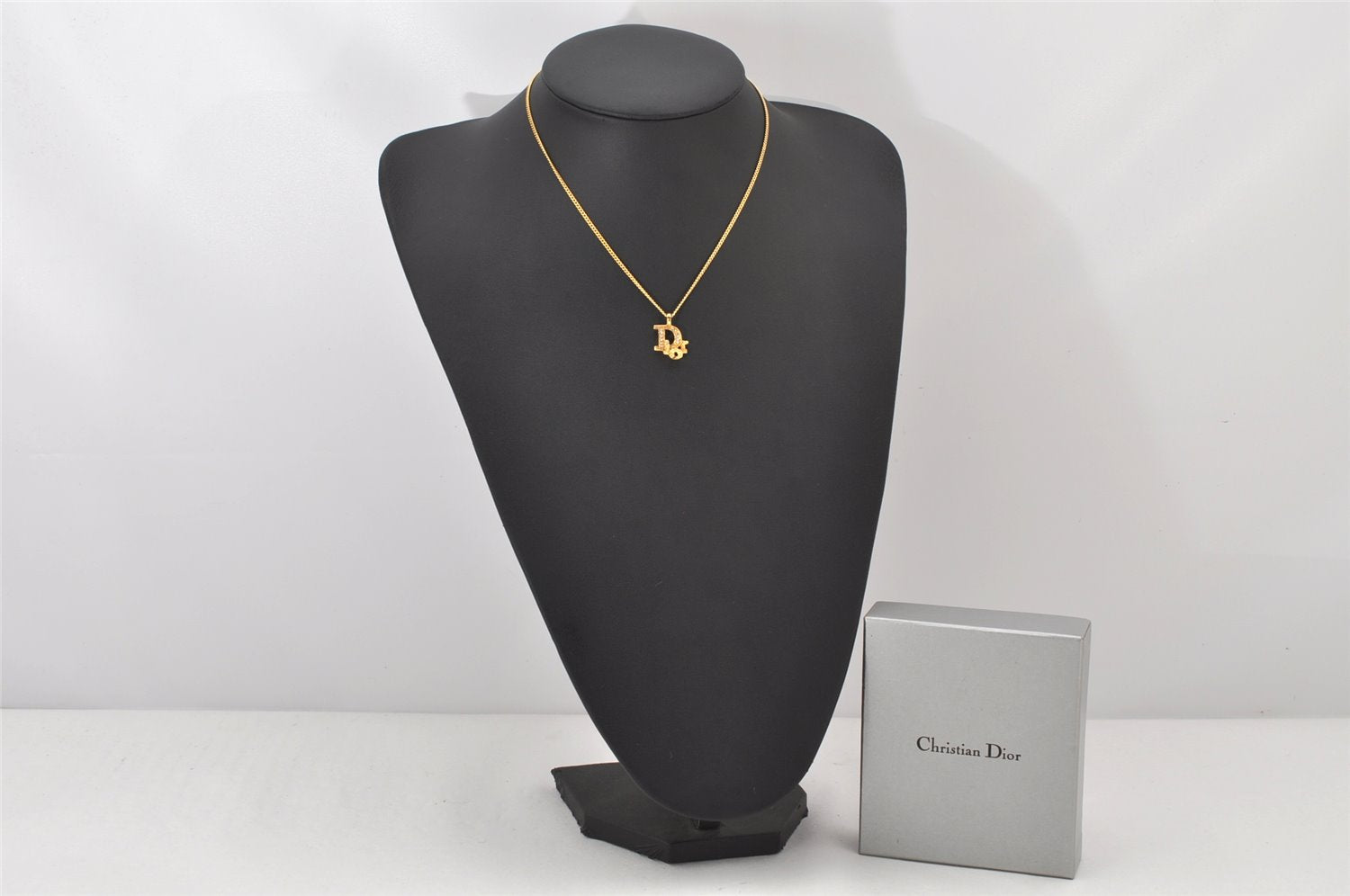 Auth Christian Dior Gold Tone Rhinestone Chain Pendant Necklace CD Box 4251K