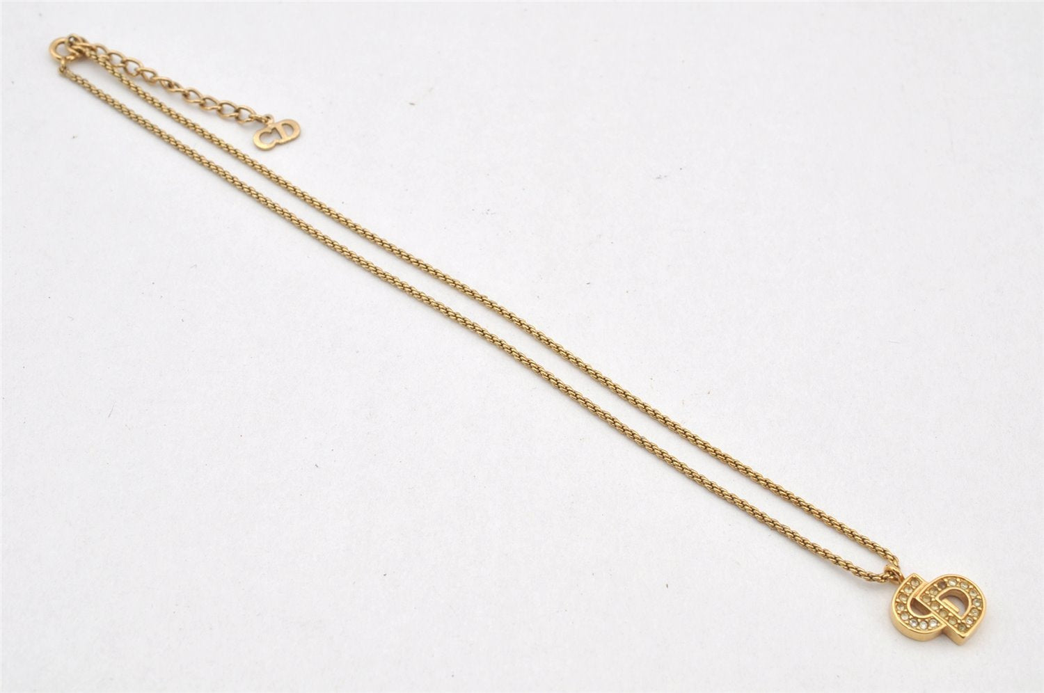 Authentic Christian Dior Gold Tone Chain Rhinestone Pendant Necklace CD 4254K