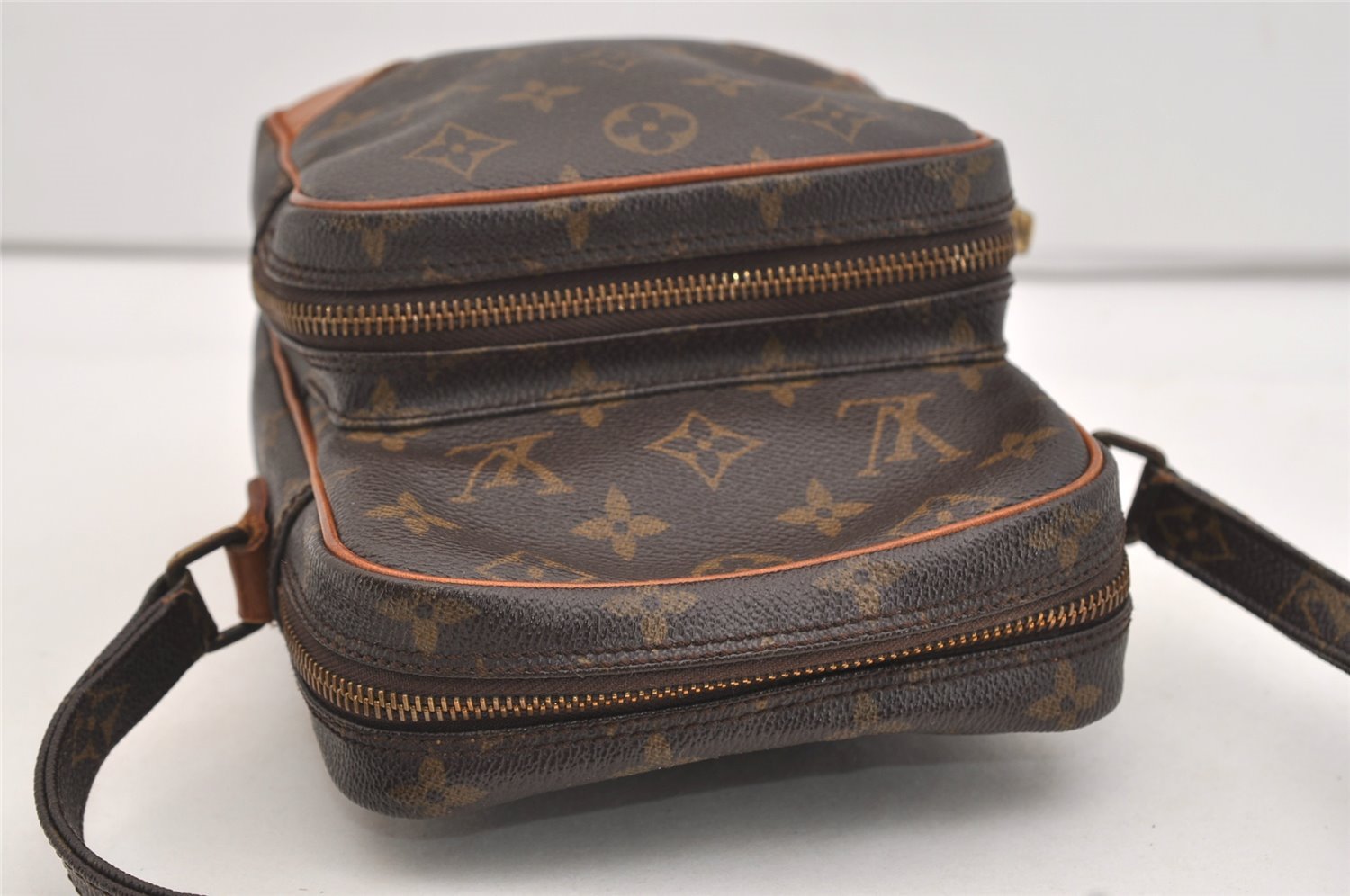 Authentic Louis Vuitton Monogram Amazone Shoulder Cross Bag M45236 Junk 4255J