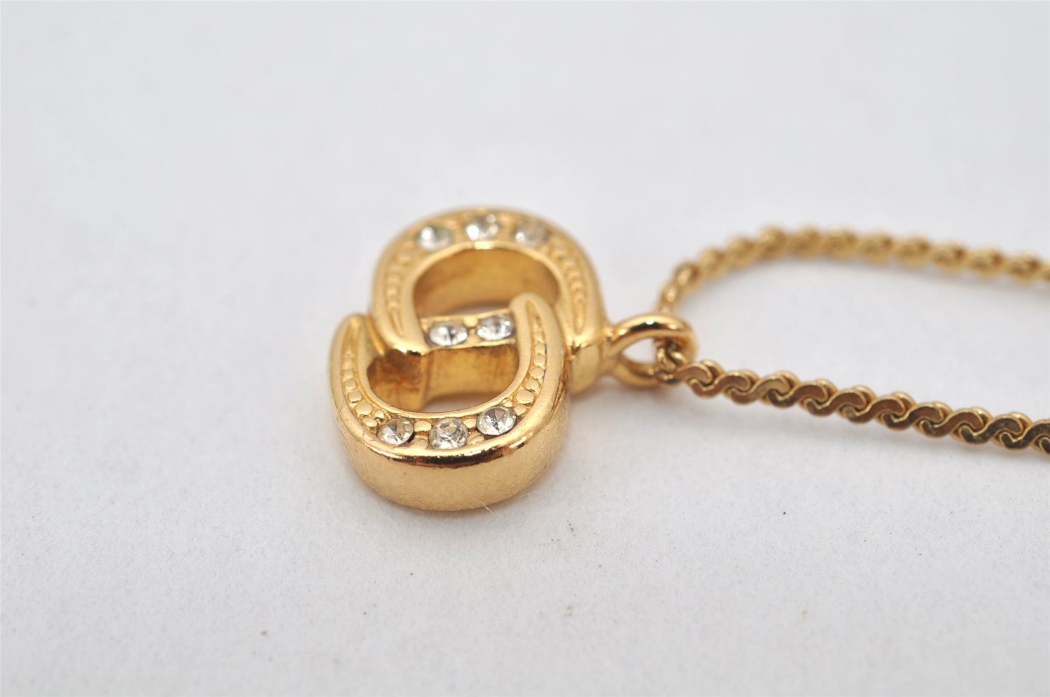 Authentic Christian Dior Gold Tone Rhinestone Chain Pendant Necklace CD 4256K