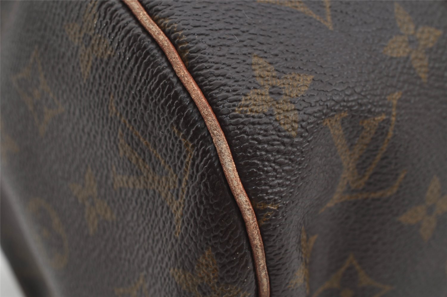 Authentic Louis Vuitton Monogram Papillon 30 Hand Bag Old Model LV 4270J