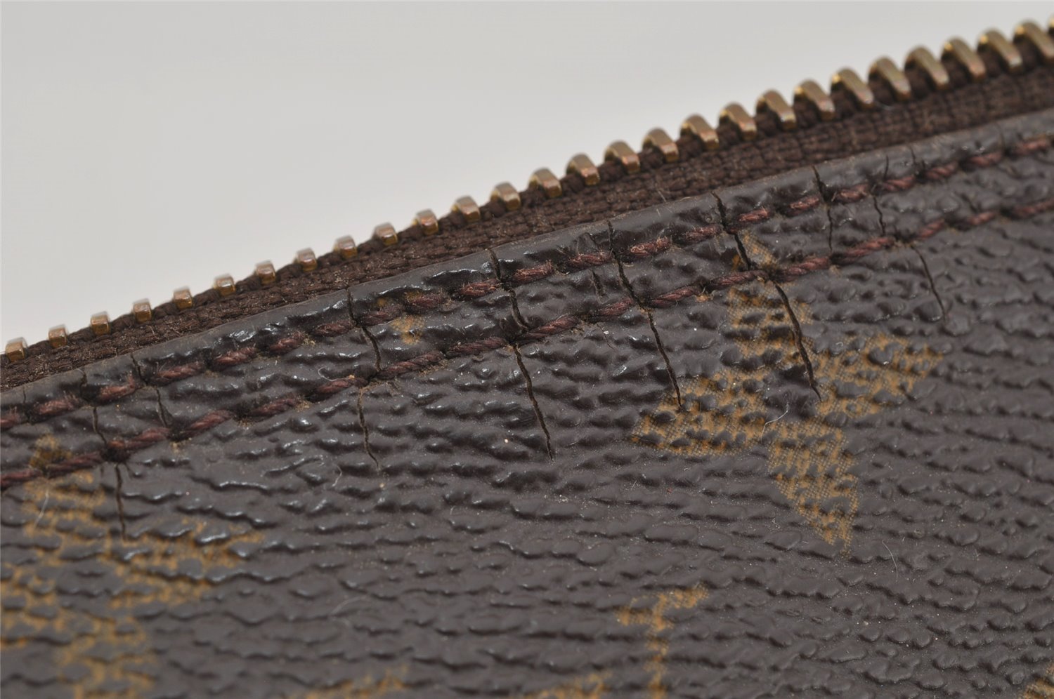 Authentic Louis Vuitton Monogram Papillon 30 Hand Bag Old Model LV 4270J