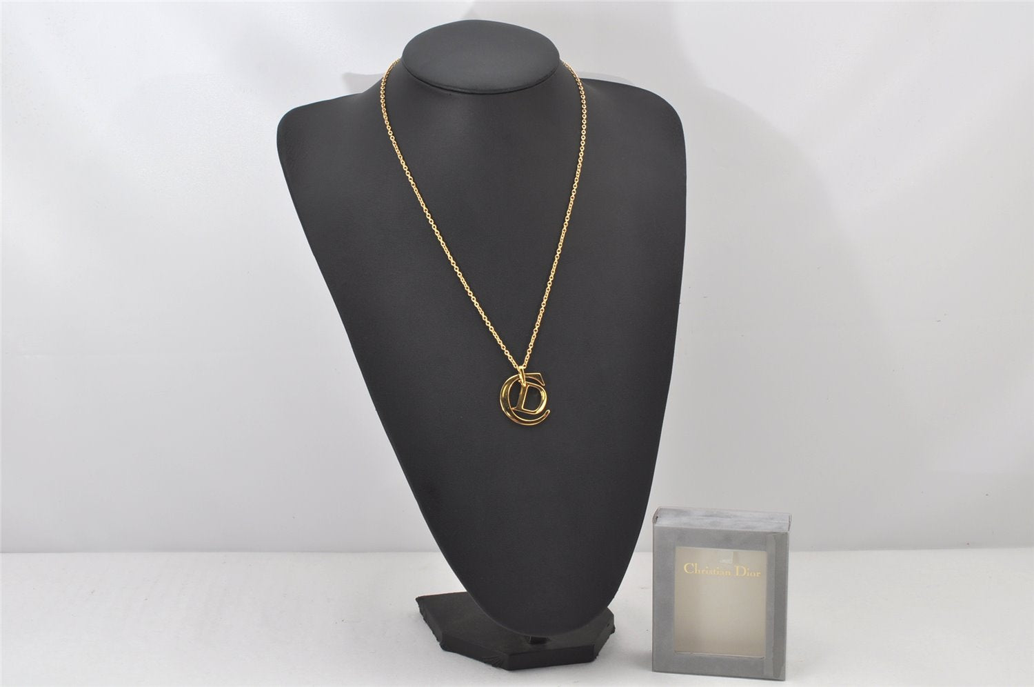 Authentic Christian Dior Gold Tone Chain Pendant Necklace CD Box 4273K