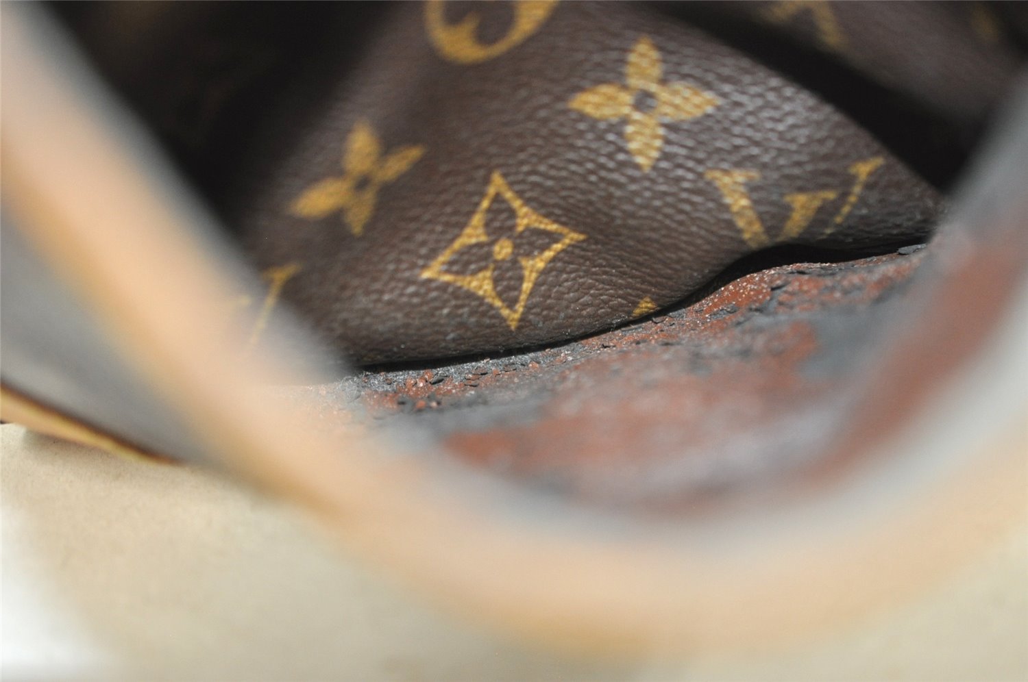 Authentic Louis Vuitton Monogram Danube Shoulder Crossbody Bag M45266 Junk 4276I