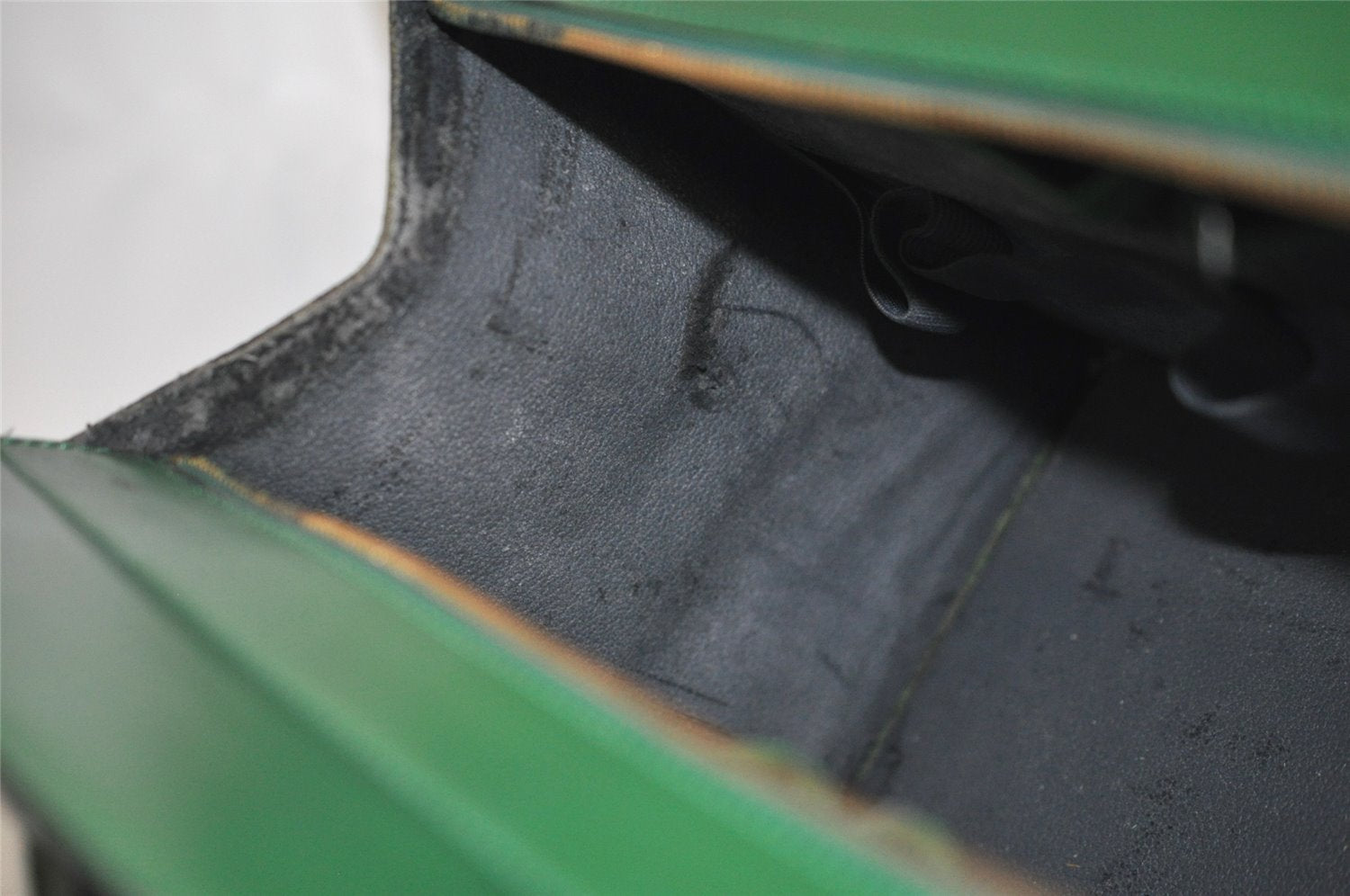 Authentic Louis Vuitton Epi Riviera Hand Bag Green M48184 LV 4278I