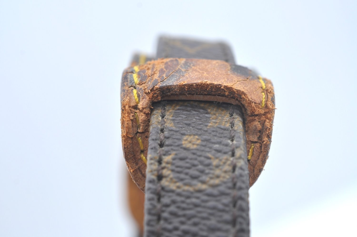 Authentic Louis Vuitton Monogram Amazone Shoulder Cross Body Bag M45236 LV 4281I