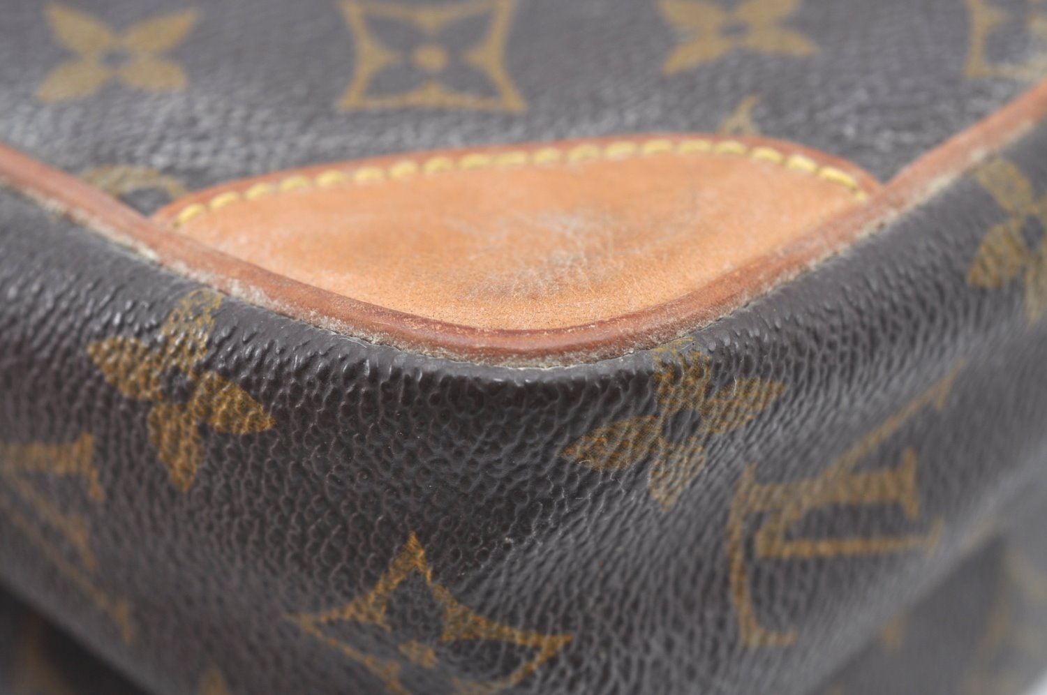 Authentic Louis Vuitton Monogram Amazone Shoulder Cross Body Bag M45236 LV 4281I