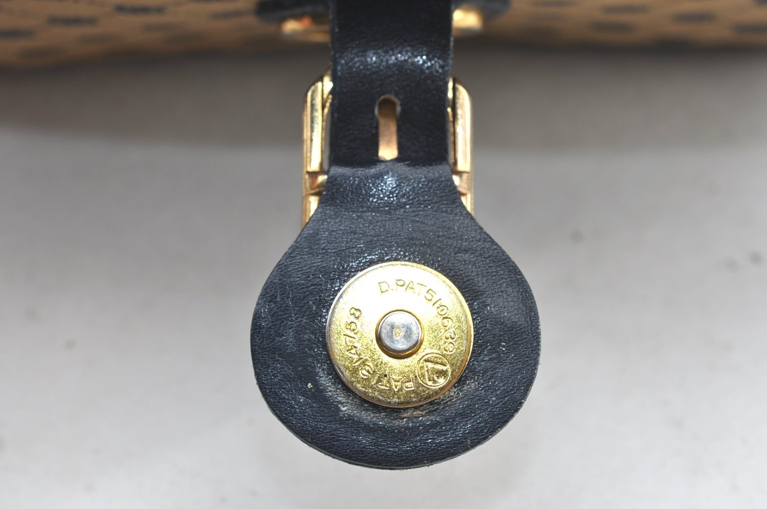 Authentic GUCCI Vintage Shoulder Cross Body Bag Purse Canvas Leather Navy 4284H