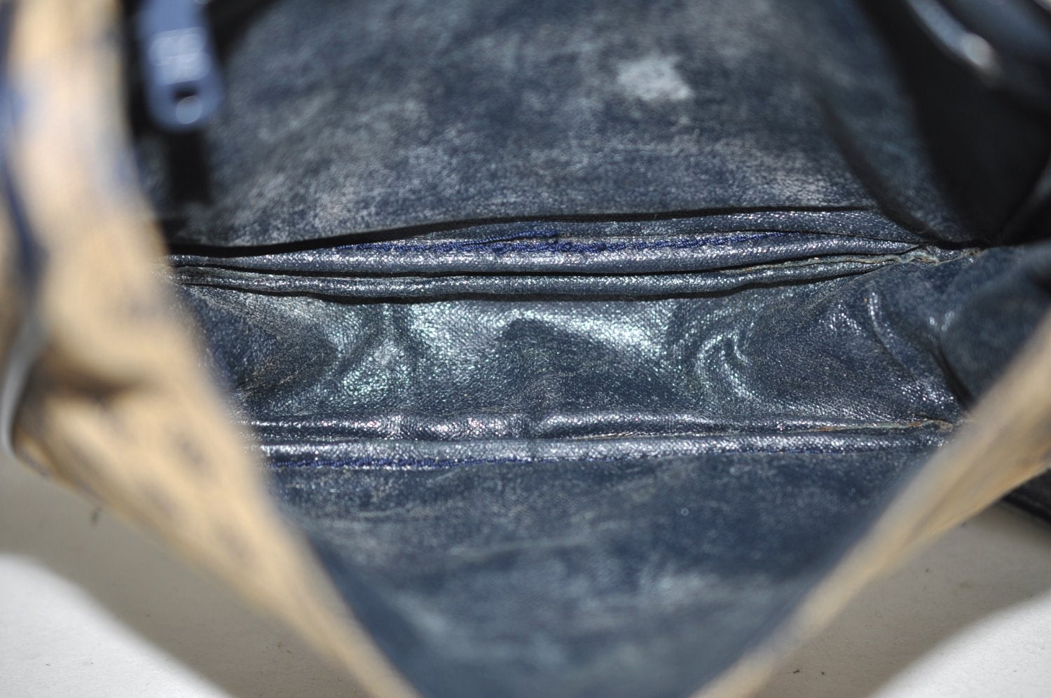 Authentic GUCCI Vintage Shoulder Cross Body Bag Purse Canvas Leather Navy 4284H