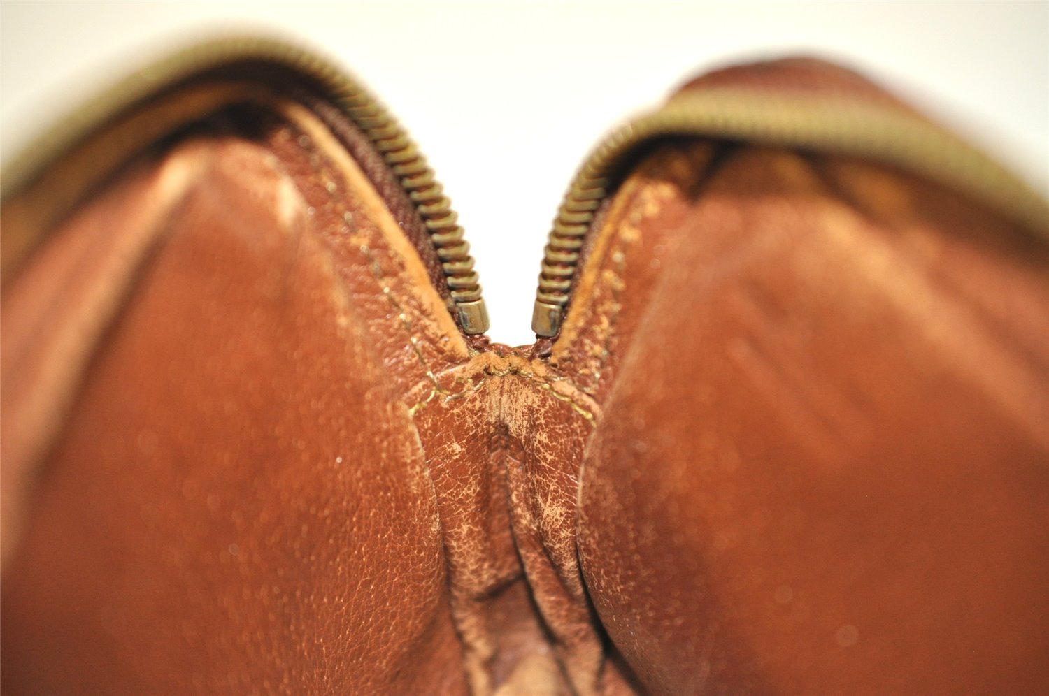 Authentic Louis Vuitton Monogram Pochette Sport Clutch Hand Bag LV Junk 4287I