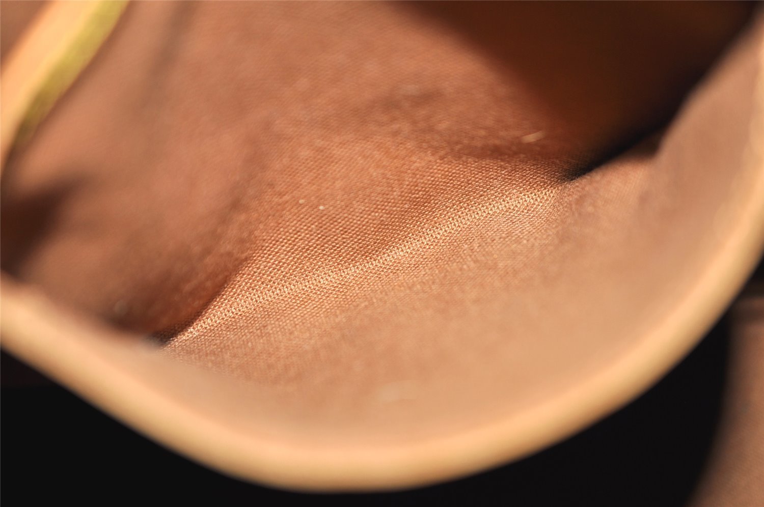 Authentic Louis Vuitton Monogram Alma Hand Bag Purse M51130 LV 4294K