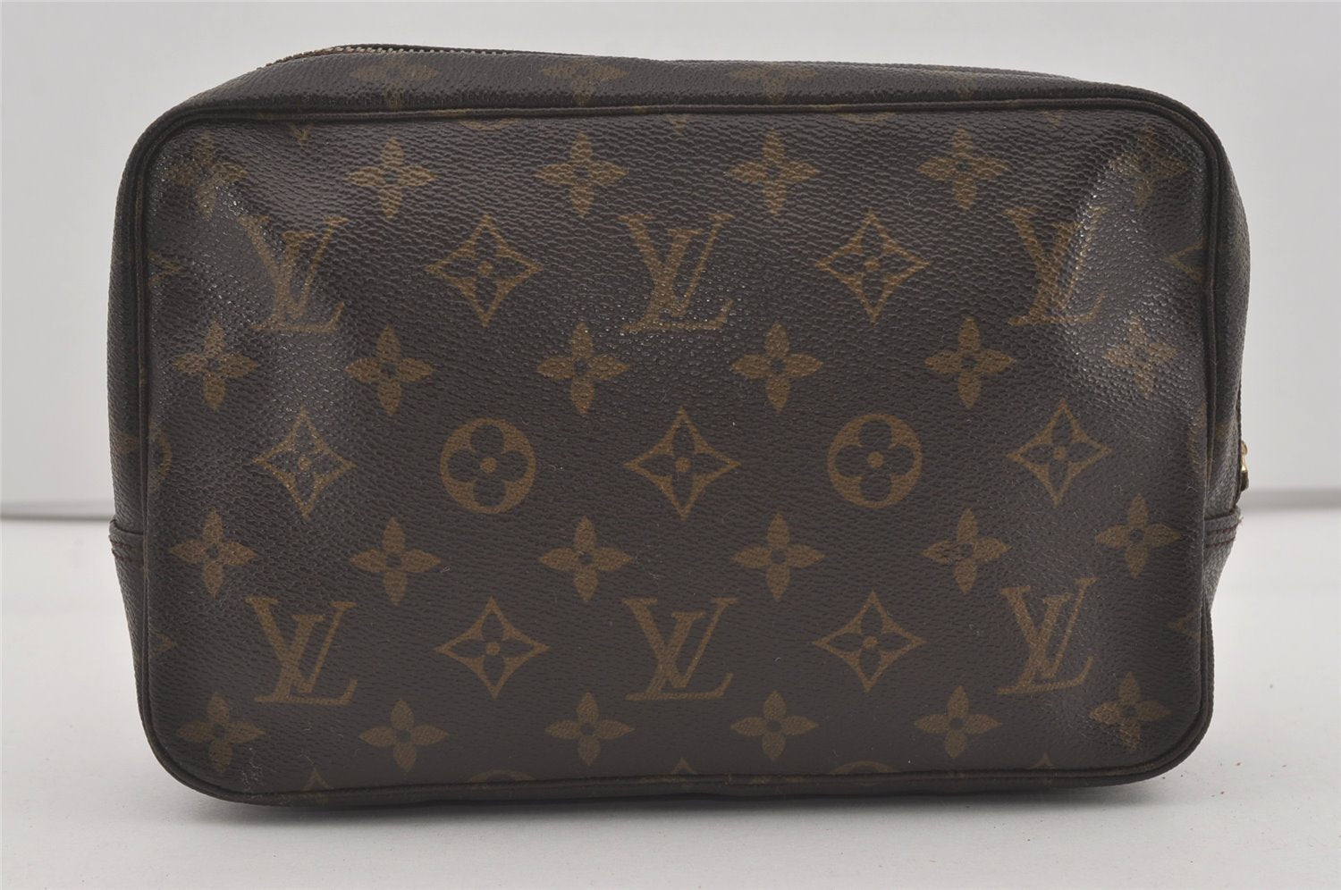 Auth Louis Vuitton Monogram Trousse Toilette 23 Clutch Bag M47524 Junk 4302I