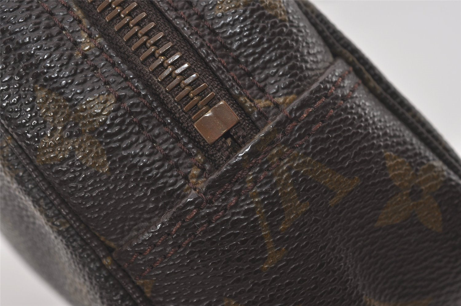 Auth Louis Vuitton Monogram Trousse Toilette 23 Clutch Bag M47524 Junk 4302I