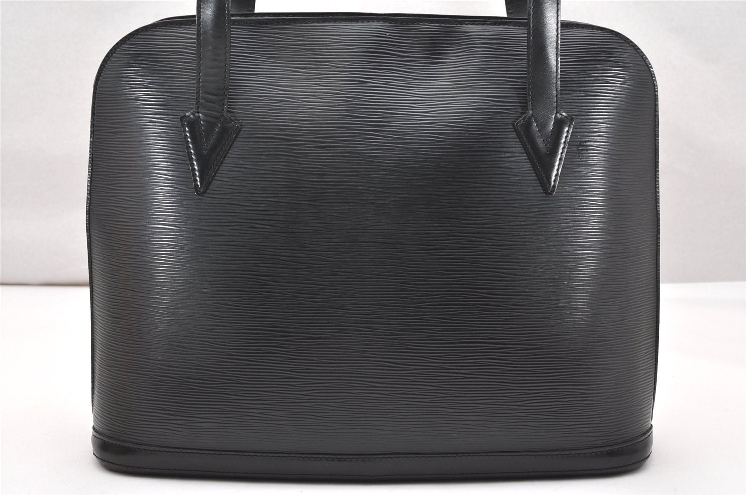 Authentic Louis Vuitton Epi Lussac Shoulder Tote Bag Black M52282 LV 4302K
