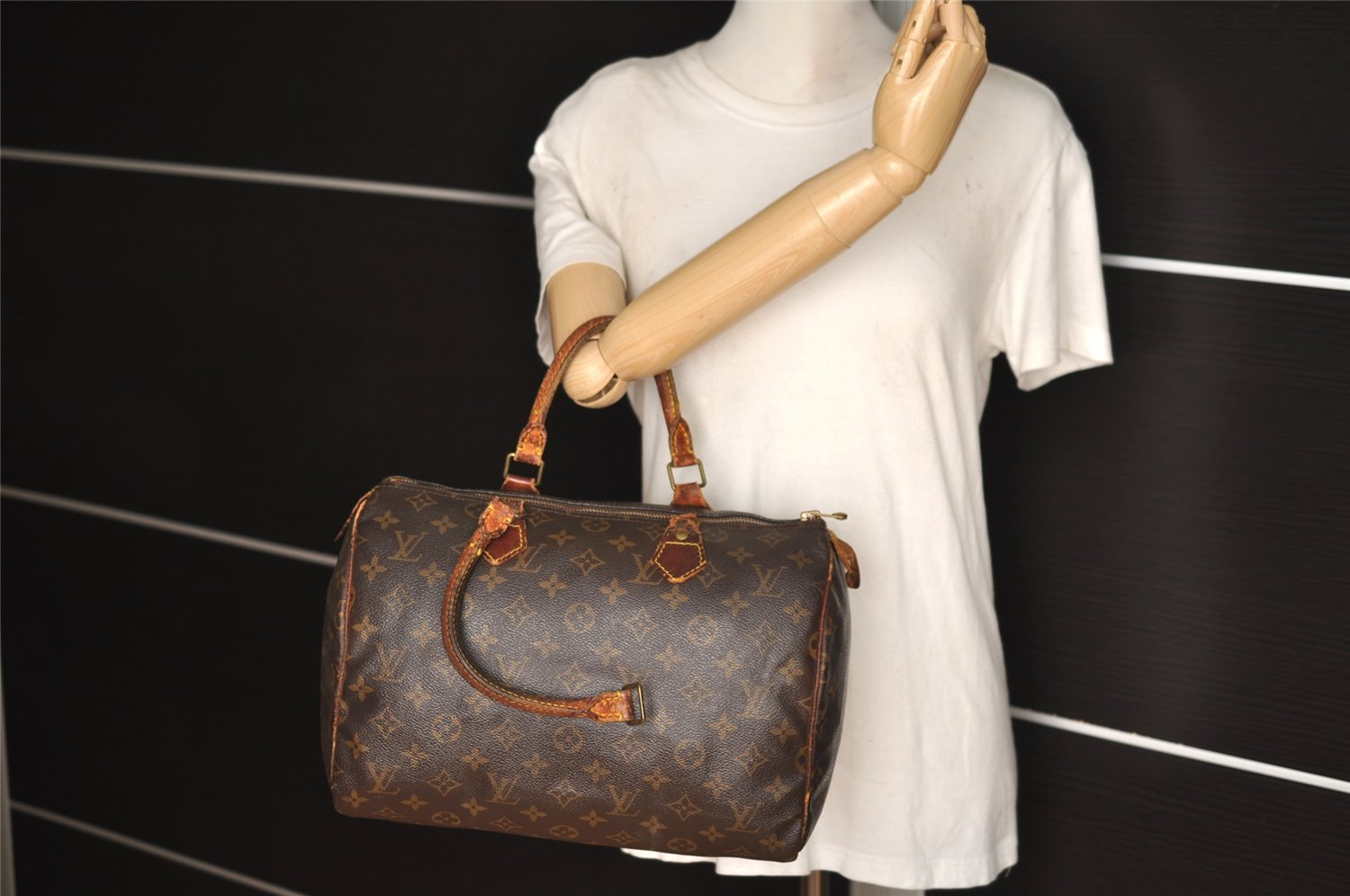 Authentic Louis Vuitton Monogram Speedy 30 Hand Boston Bag M41526 LV Junk 4304I