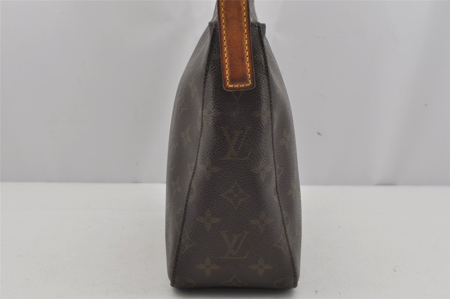 Authentic Louis Vuitton Monogram Looping MM Shoulder Bag M51146 LV 4307J