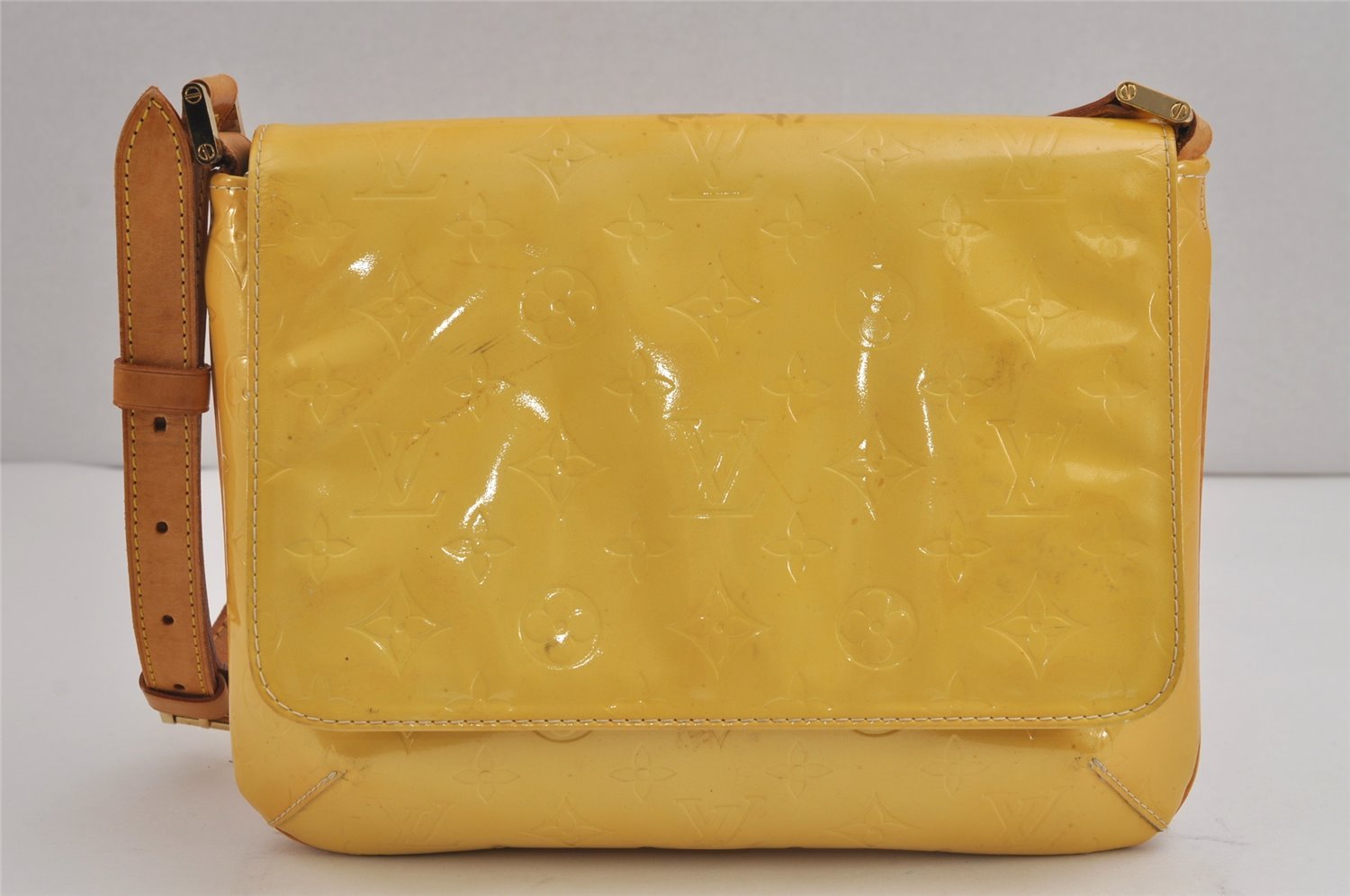 Auth Louis Vuitton Vernis Thompson Street Shoulder Bag Yellow M91071 LV 4308J