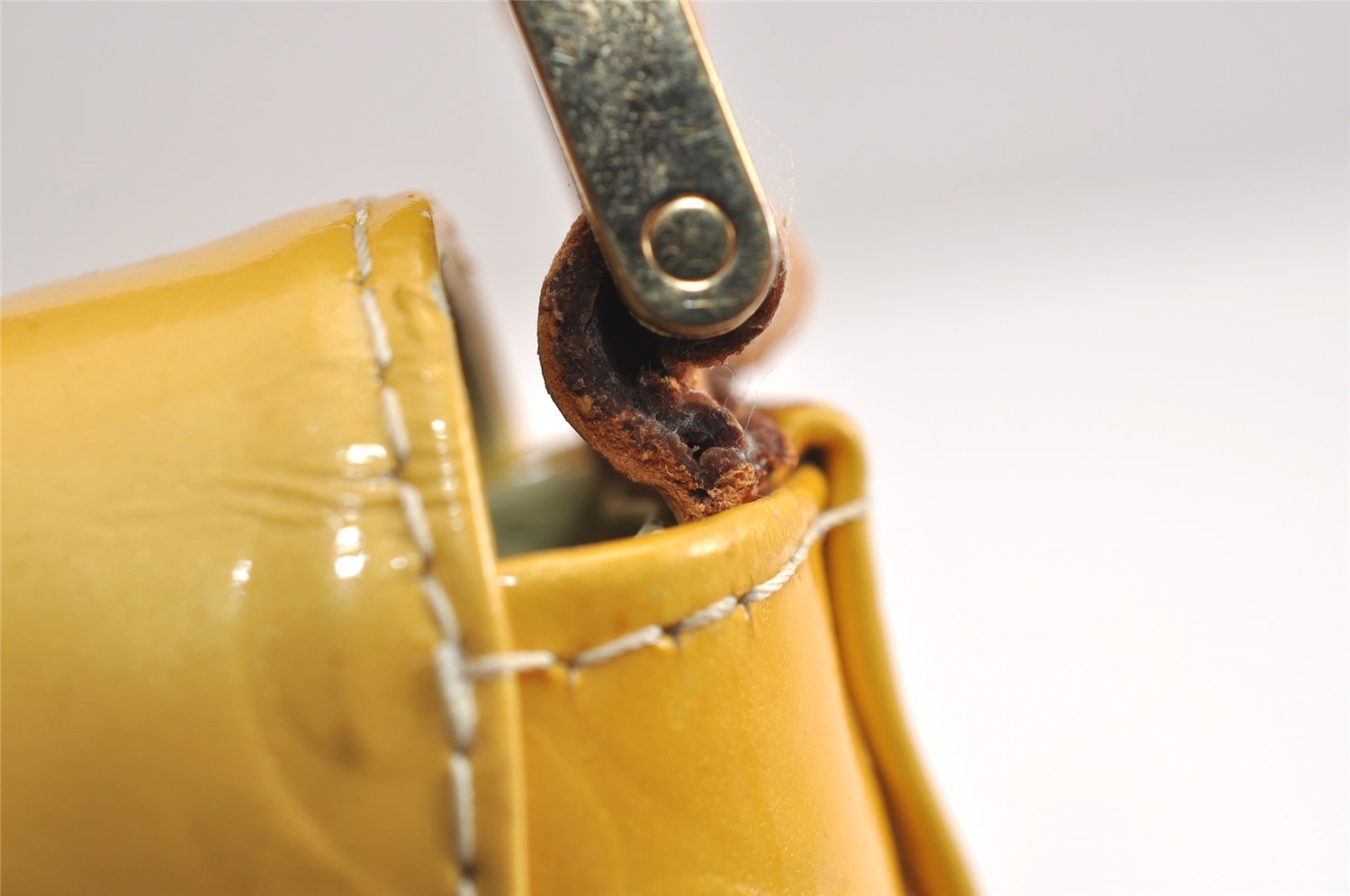 Auth Louis Vuitton Vernis Thompson Street Shoulder Bag Yellow M91071 LV 4308J