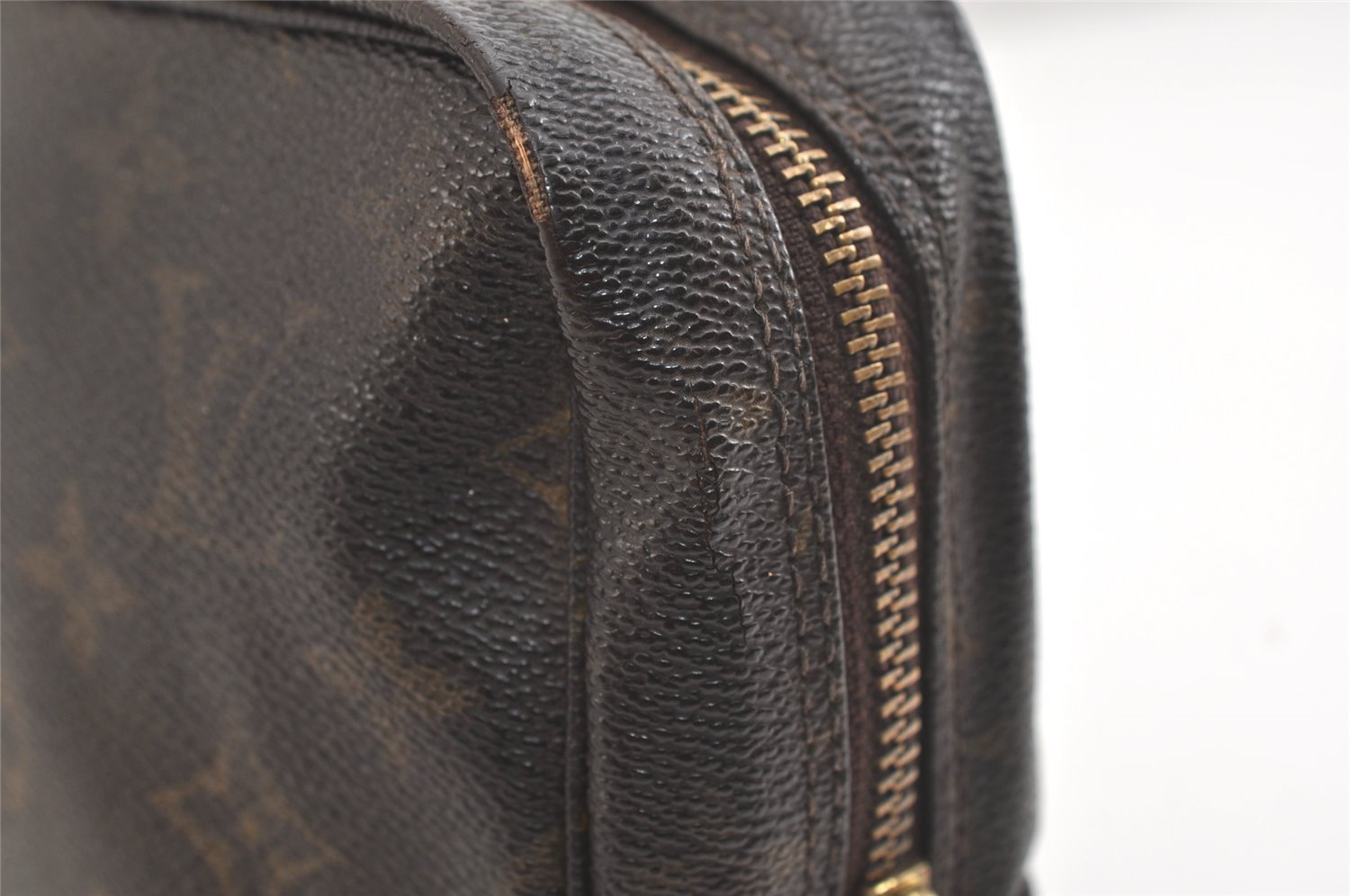 Auth Louis Vuitton Monogram Trousse Toilette 23 Clutch Hand Bag M47524 LV 4311K